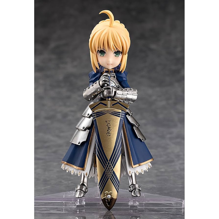 Fate/stay night　セイバーミニフィギュア Amazon.co.jp: ファット! セイバー:~5.5インチ Fate/stay night